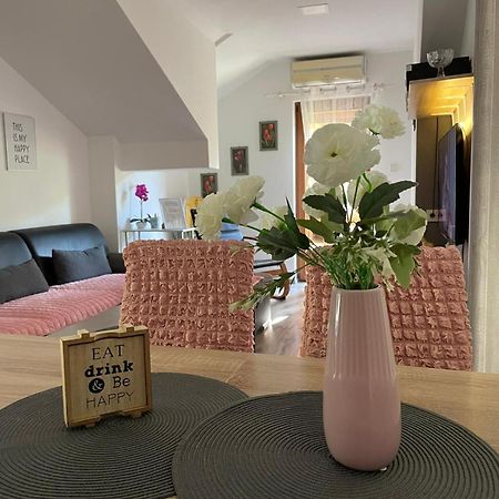 Apartman Dujmovic 1 Otočac Exteriör bild