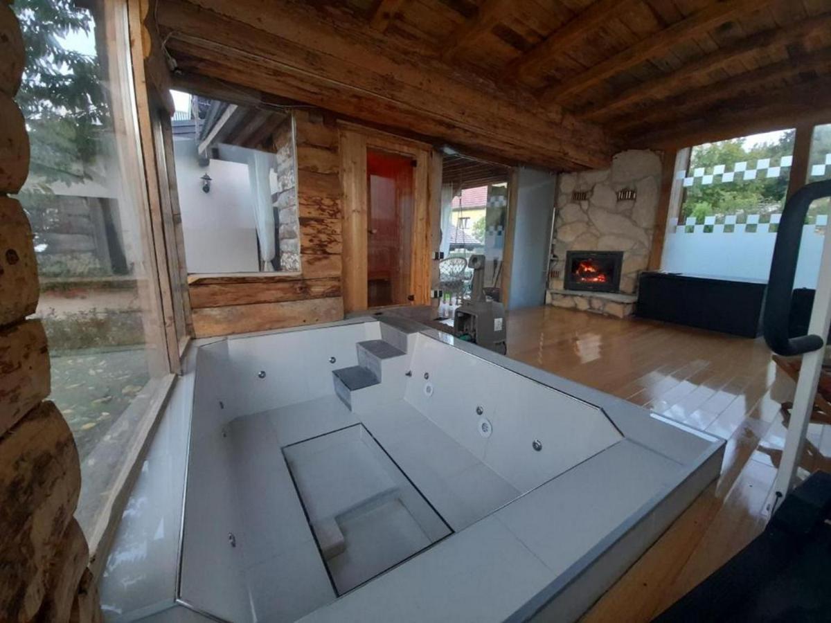 Apartman Dujmovic 1 Otočac Exteriör bild